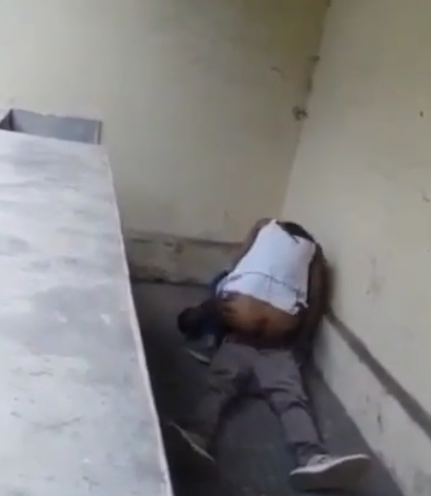 Delhi college students chudai caught on phone